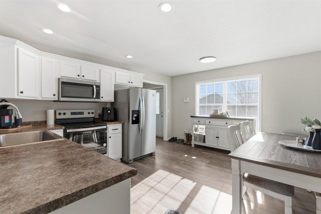 448 STEVENS RD, Bolivar, TN 38008