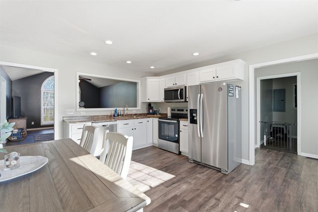 448 STEVENS RD, Bolivar, TN 38008