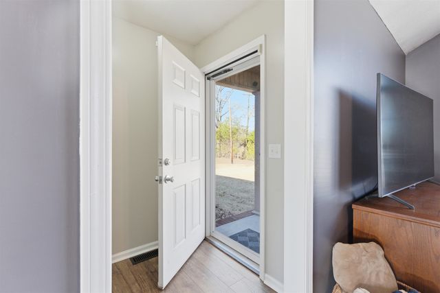 448 STEVENS RD, Bolivar, TN 38008