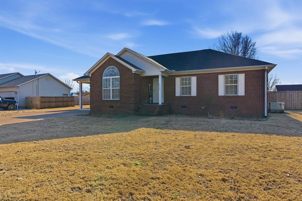 448 STEVENS RD, Bolivar, TN 38008