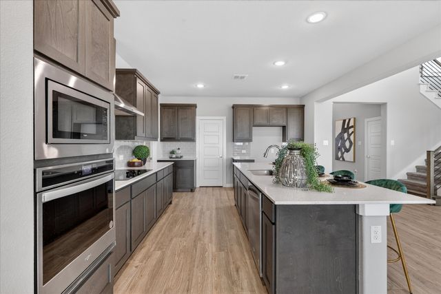 235 Half Moon Drive, Waxahachie, TX 75165