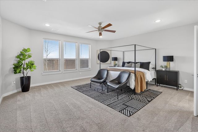 235 Half Moon Drive, Waxahachie, TX 75165