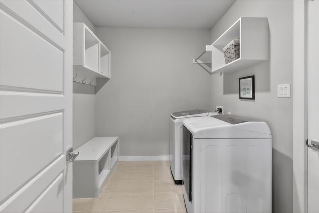 235 Half Moon Drive, Waxahachie, TX 75165