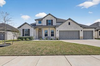 235 Half Moon Drive, Waxahachie, TX 75165