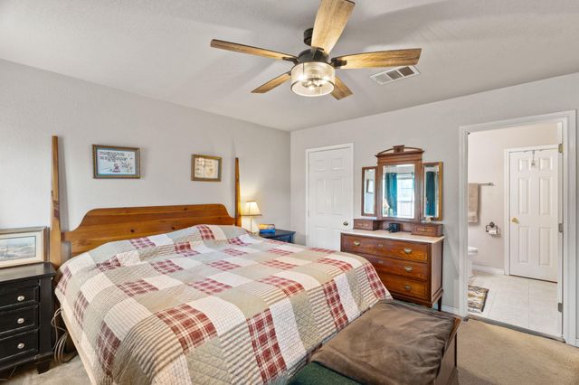 808 Pecan LN, Cottonwood Shores, TX 78657