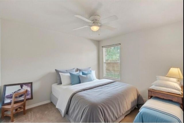 808 Pecan LN, Cottonwood Shores, TX 78657