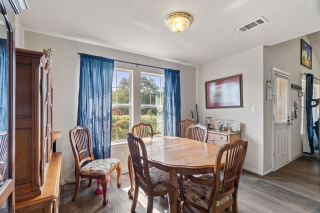 808 Pecan LN, Cottonwood Shores, TX 78657