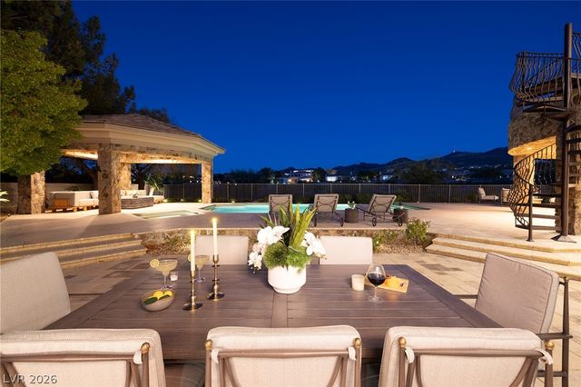 4 Ayden Drive, Henderson, NV 89052