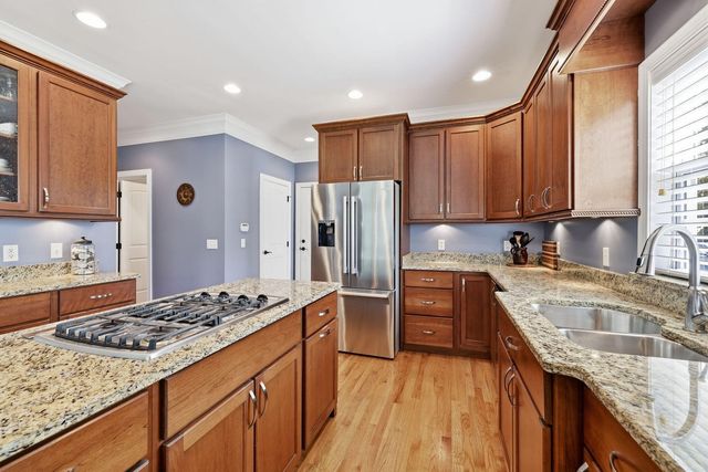 1157 Hidden Creek Dr, Chattanooga, TN 37405