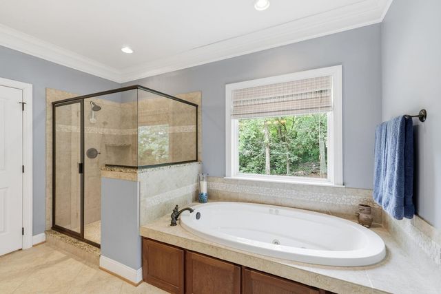 1157 Hidden Creek Dr, Chattanooga, TN 37405