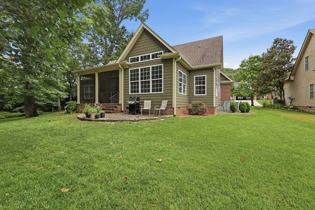 1157 Hidden Creek Dr, Chattanooga, TN 37405