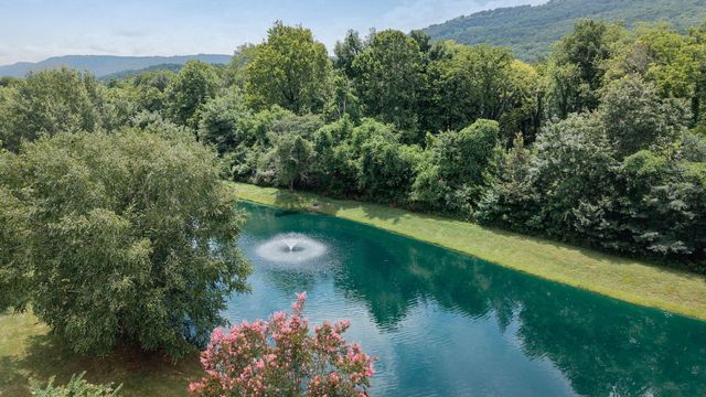 1157 Hidden Creek Dr, Chattanooga, TN 37405