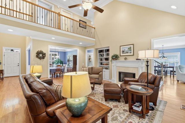 1157 Hidden Creek Dr, Chattanooga, TN 37405