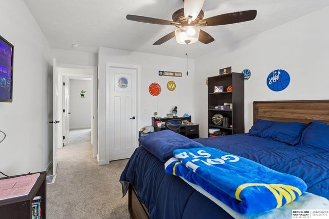 7806 S 199th Street, Gretna, NE 68028