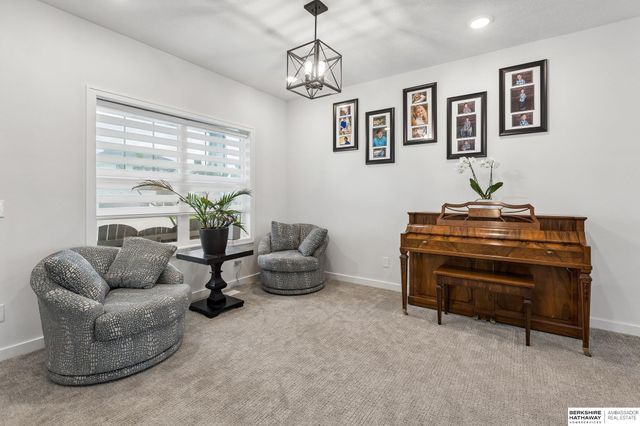 7806 S 199th Street, Gretna, NE 68028