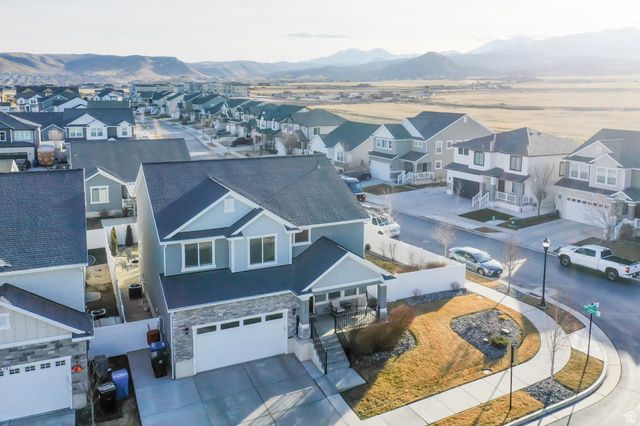 6757 W DRY PEAK DR, Herriman, UT 84096