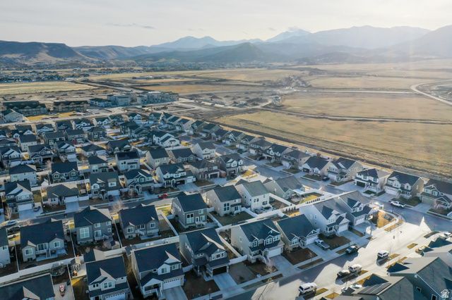 6757 W DRY PEAK DR, Herriman, UT 84096