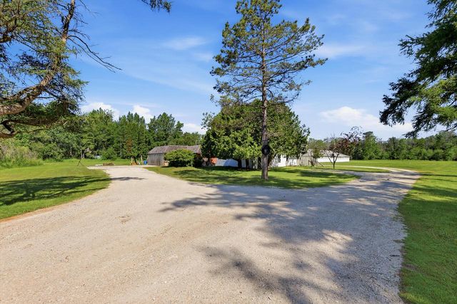 3220 10th STREET, Two Rivers, WI 54241