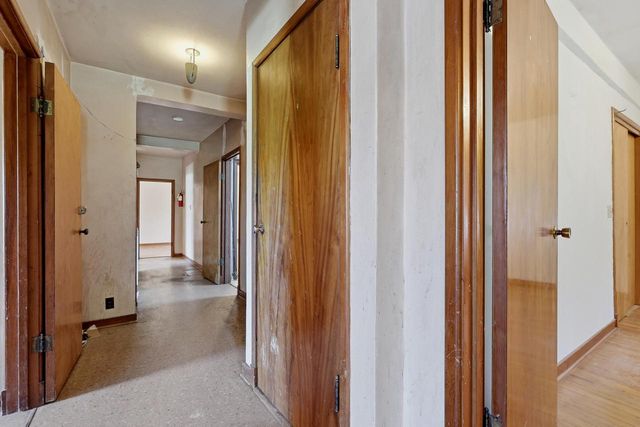 3220 10th STREET, Two Rivers, WI 54241
