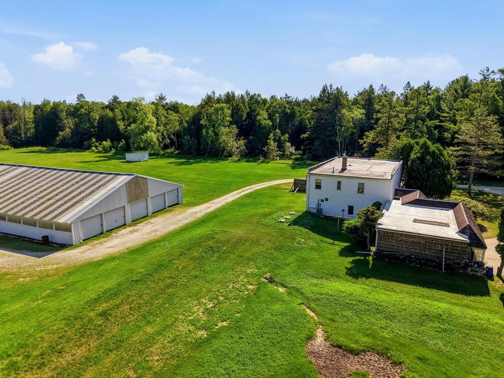3220 10th STREET, Two Rivers, WI 54241