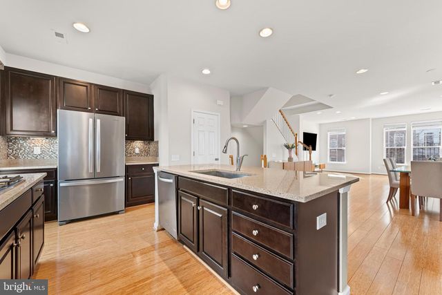 9640 PULLMAN PL, Fairfax, VA 22031