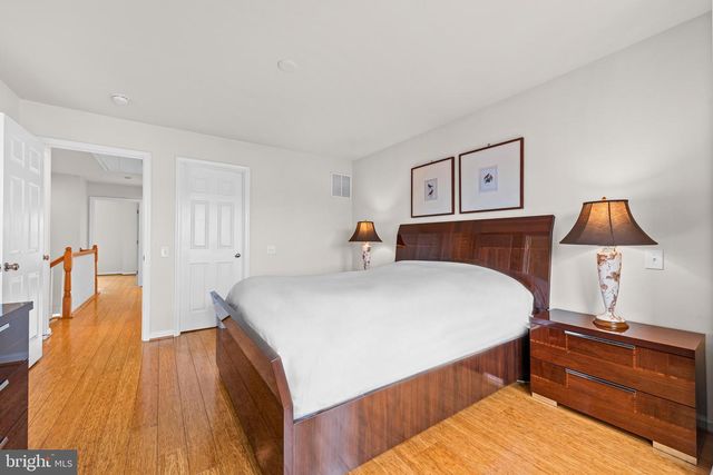 9640 PULLMAN PL, Fairfax, VA 22031