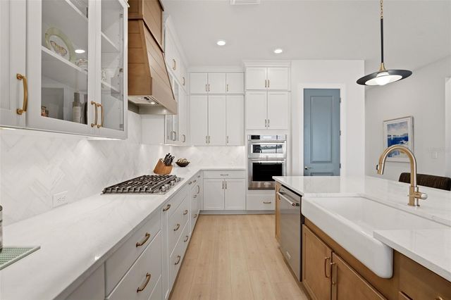 1583 RUNNING TIDE PLACE, Sarasota, FL 34240
