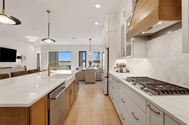 1583 RUNNING TIDE PLACE, Sarasota, FL 34240