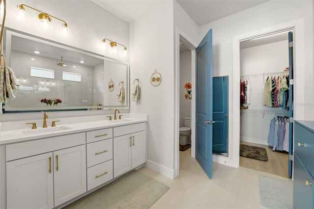 1583 RUNNING TIDE PLACE, Sarasota, FL 34240