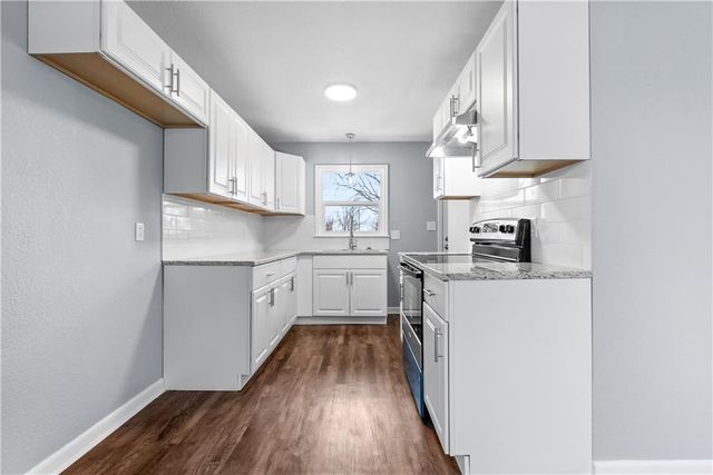 3810 Laurel Avenue, Kansas City, MO 64133