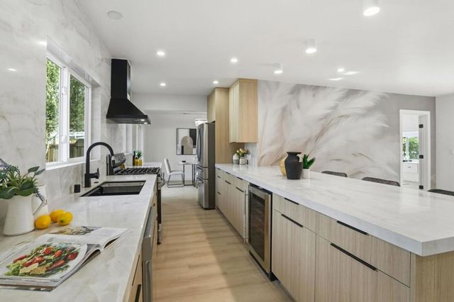 5271 Summit Avenue, San Jose, CA 95127