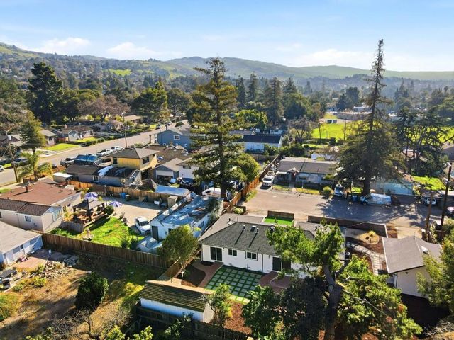 5271 Summit Avenue, San Jose, CA 95127