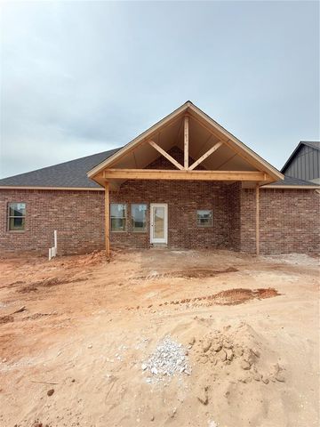 11525 NW 103rd Street, Yukon, OK 73099