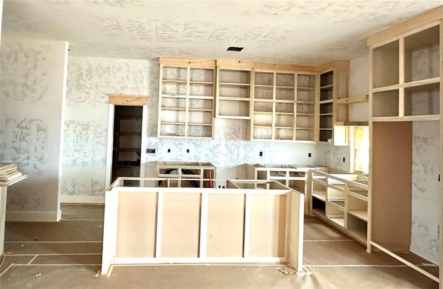 11525 NW 103rd Street, Yukon, OK 73099