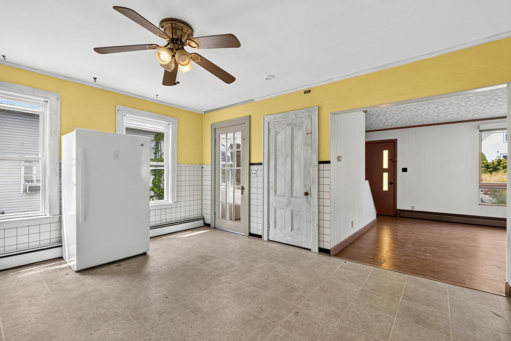 23 Cottage Street, Sanford, ME 04073 — photo 5