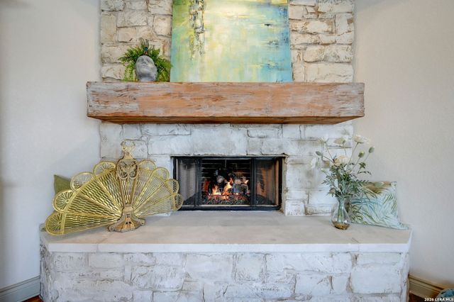 117 Las Nueves, Blanco, TX 78606