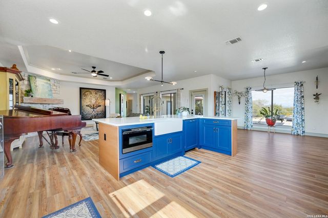 117 Las Nueves, Blanco, TX 78606