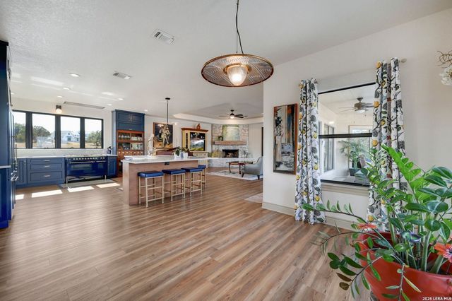 117 Las Nueves, Blanco, TX 78606