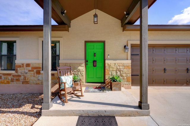 117 Las Nueves, Blanco, TX 78606