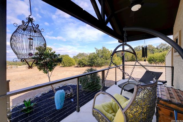 117 Las Nueves, Blanco, TX 78606