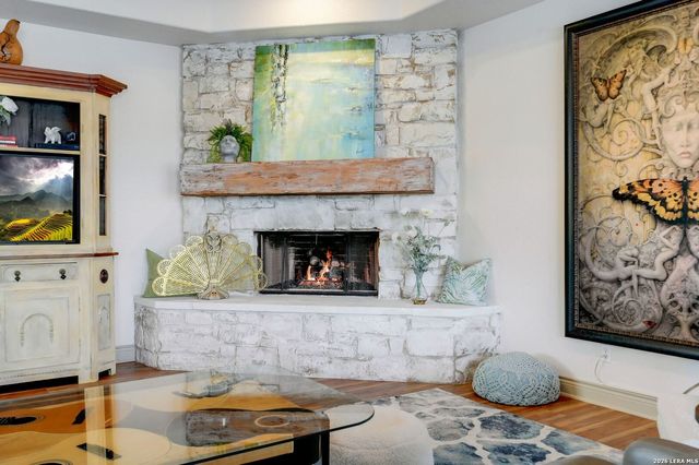 117 Las Nueves, Blanco, TX 78606