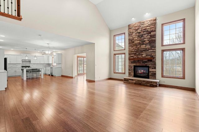 29 81st Avenue, Schererville, IN 46375