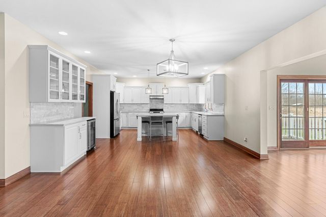 29 81st Avenue, Schererville, IN 46375