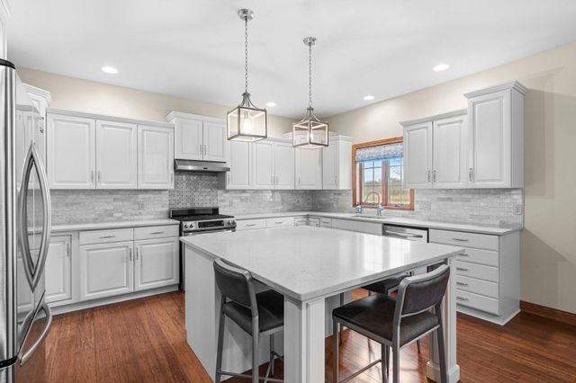 29 81st Avenue, Schererville, IN 46375