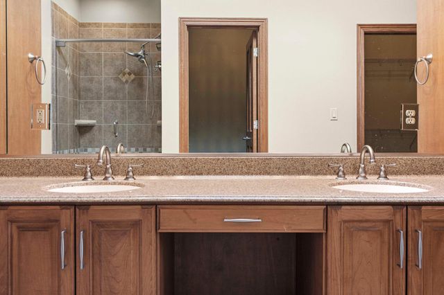 29 81st Avenue, Schererville, IN 46375