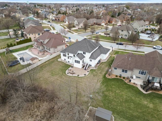 29 81st Avenue, Schererville, IN 46375
