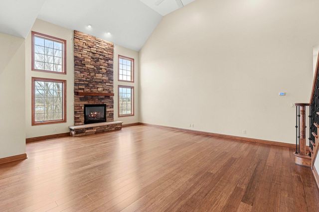 29 81st Avenue, Schererville, IN 46375