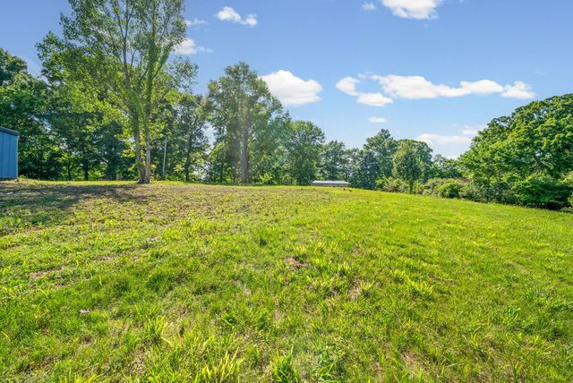 5555 Highway 48, Cumberland Furnace, TN 37051