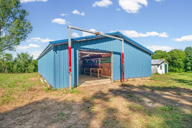 5555 Highway 48, Cumberland Furnace, TN 37051