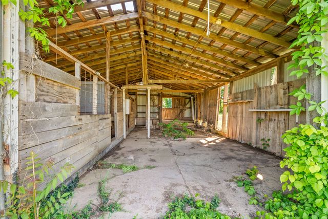 5555 Highway 48, Cumberland Furnace, TN 37051